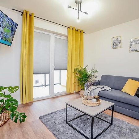 Appartement Apartament Na Zlotej Podkowie à Głogów Extérieur photo