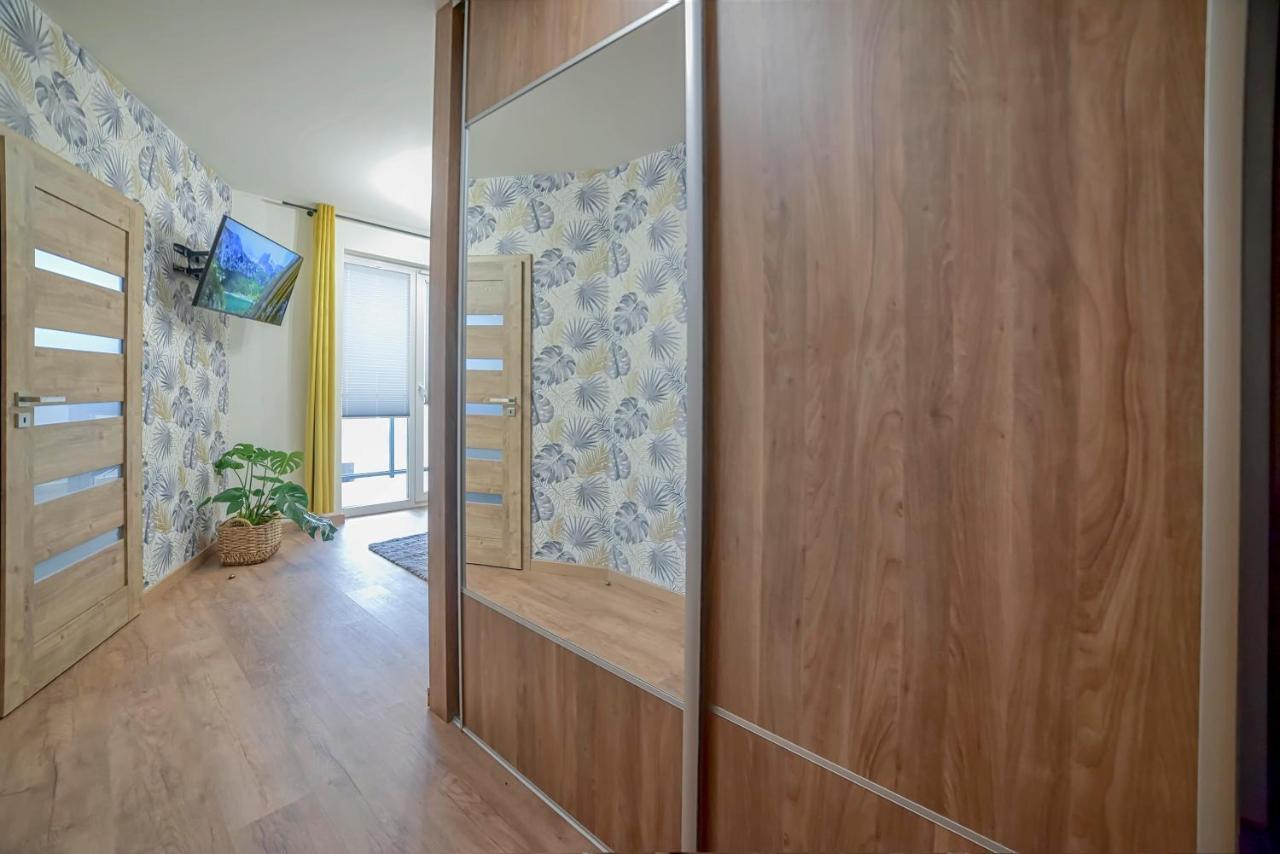 Appartement Apartament Na Zlotej Podkowie à Głogów Extérieur photo